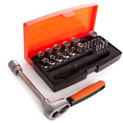 Bahco SL25 - Jeu De Douilles 6 Pans 1/4'' Métrique Et Embouts De Tournevis/porte-embout 1 Bahco SL25 - Jeu De Douilles 6 Pans 1/4'' Métrique Et Embouts De Tournevis/porte-embout